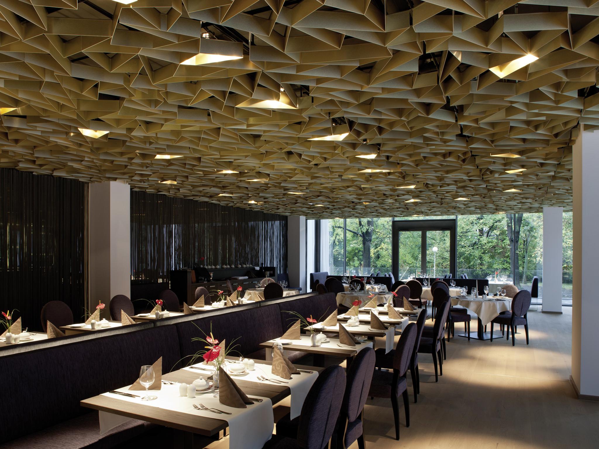 Hotel Doubletree By Hilton Schonbrunn Viena